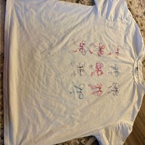 SHEIN Kids White Tee with Pink and Blue Bow Patterns
